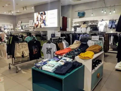 H&M