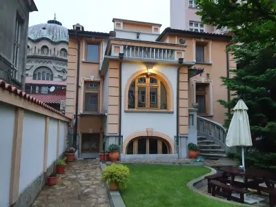 Apartment Secession Style
