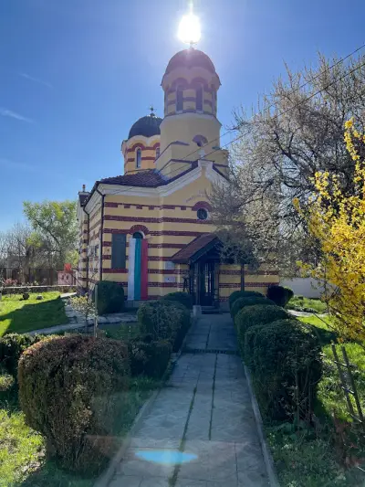 Храм „Света Рождество Богородично“