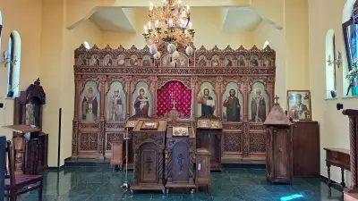 Храм "Св. Николай Мирликийски Чудотворец"