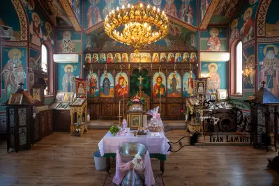 Храм "Преподобни Наум Охридски Чудотворец"