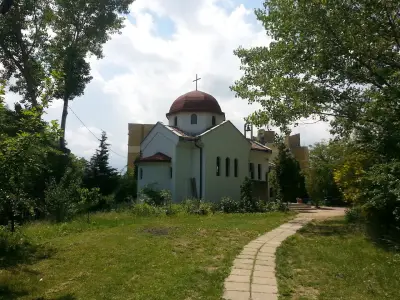 Храм „Въведение Богородично“