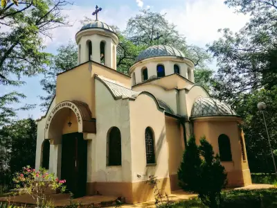 Храм "Св. Св. Константин и Елена"