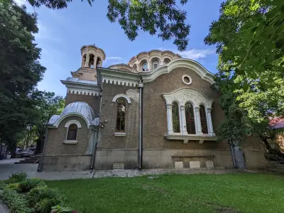 Храм „Покров Богородичен“