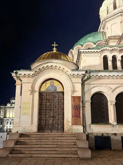 Патриаршеска катедрала „Свети Александър Невски“