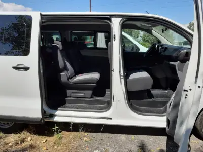 Val&Kar Rent a car