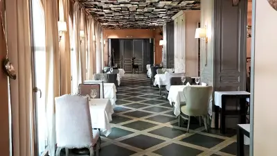 Ресторант VILLA VICTORIA Ловен парк