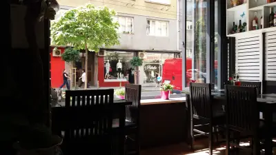 Green Deli Cafe