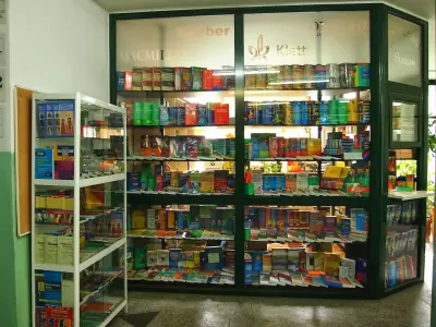 Книжарница Шопком Bookshop "Shopcom"