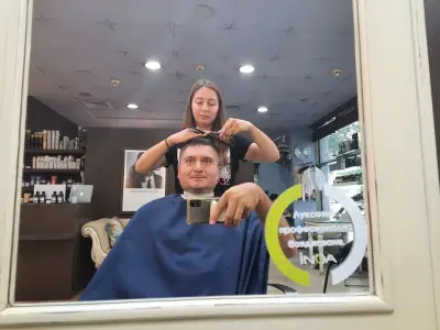 Салон Духарски