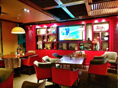 Happy Bar & Grill Lozenets