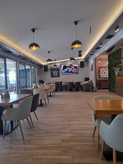 Bohem Bar and Dinner