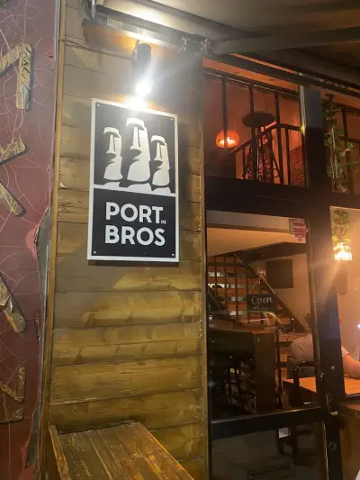 Port De Bros