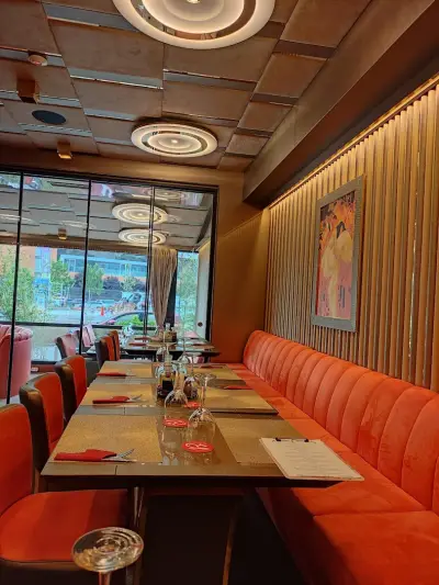 BLEND Bar & Dinner