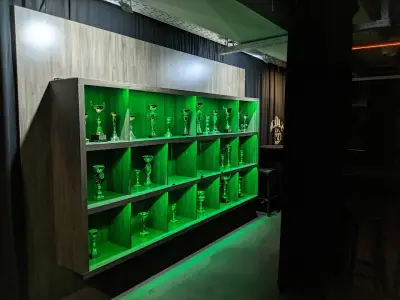 Академията