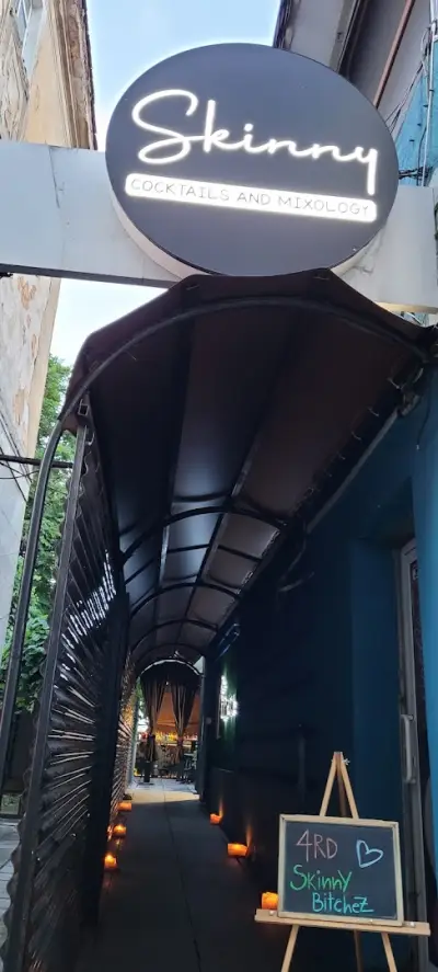 Skinny Bar
