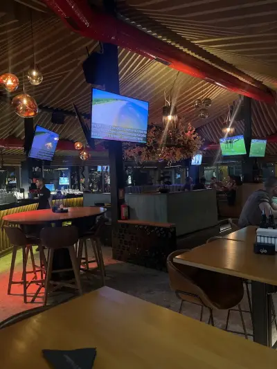 Umbrella Bar