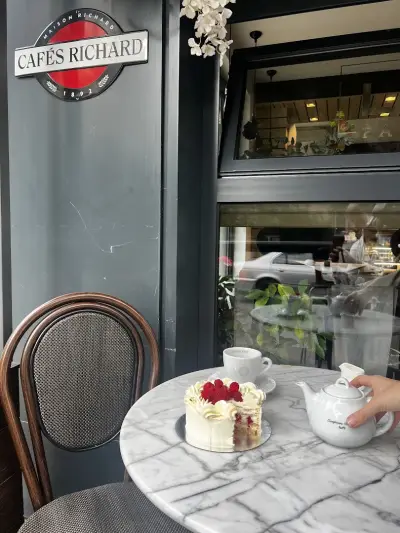 Lavené Pâtisserie & Café