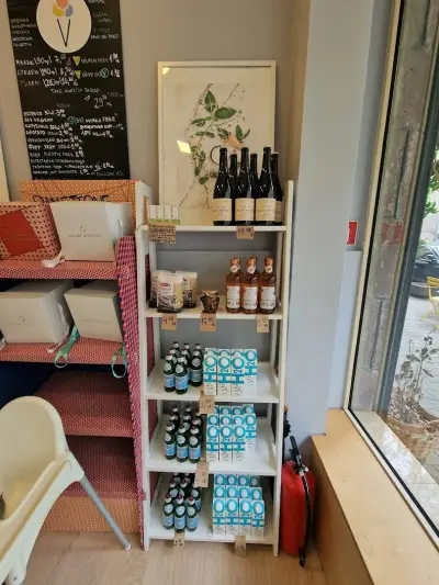 Savi Gelato, Bakehouse & Specialty Coffee