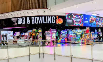 Playground, Paradise Center