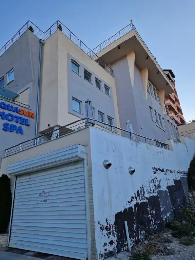 AquaSun Family Hotel