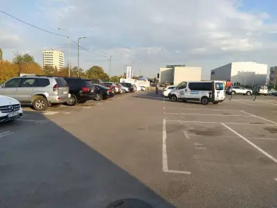Park & Travel - Sofia Airport Parking