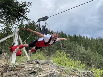 Алпийски тролей -Zipline400