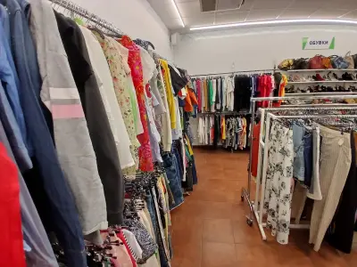 магазин Humana second hand