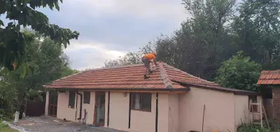Фирма за ремонт на покриви