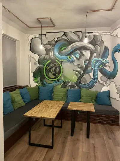 Тапицерски услуги Гери. G & A Design LTD