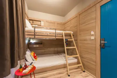 Хотел Алюр
