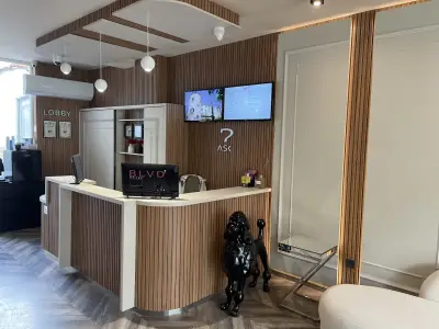 Hotel BLVD 7