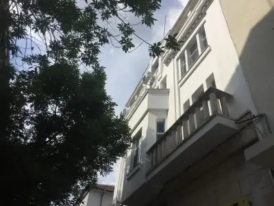 SKYLER GUEST HOUSE