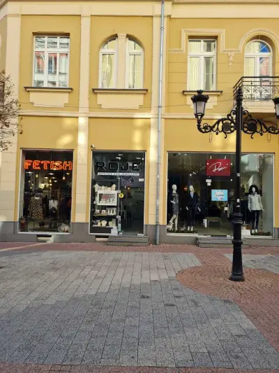 ROJE - Watches and Jewelry