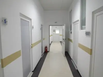 Медицински център „РареДис“