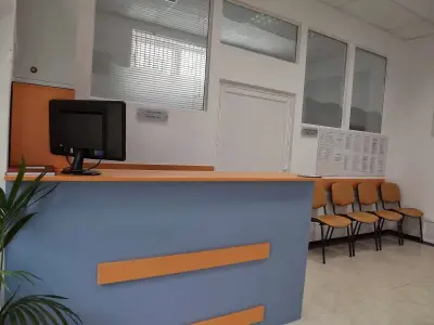 Медицински център „РареДис“