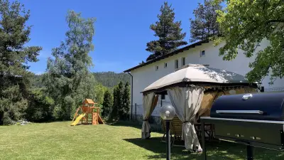 Къща за гости "Планински изглед"