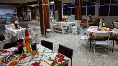 Temporadas Social Center / Темпорадас социален клуб за танци и спорт
