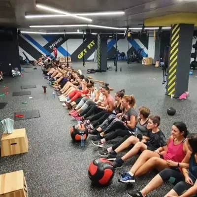 X FIT CLUB