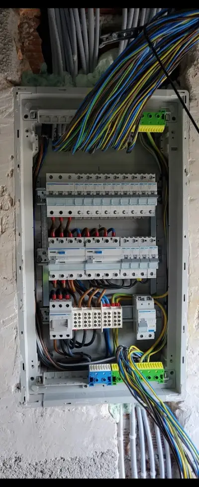 Zaharias-Elektra Ltd , Електроинсталации, Електрообзавеждане.