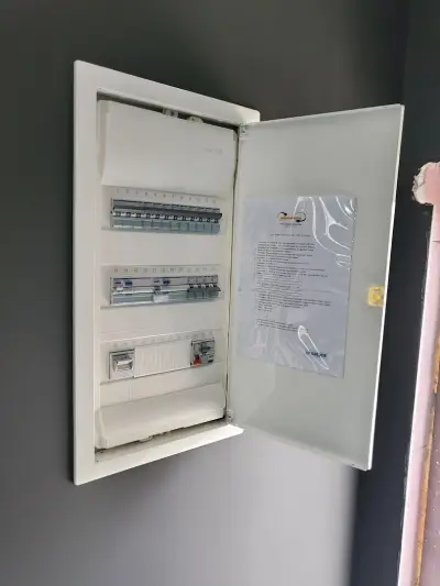 Zaharias-Elektra Ltd , Електроинсталации, Електрообзавеждане.