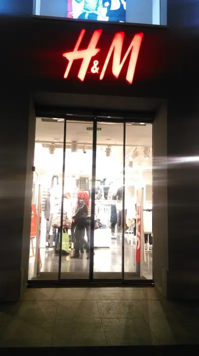 H&M
