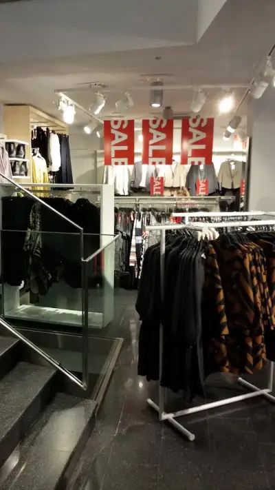 H&M