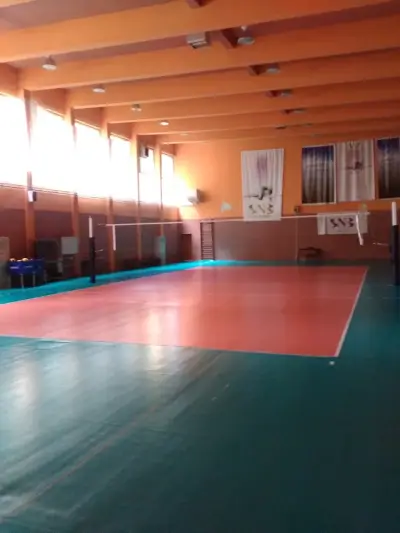 Волейболна зала Лаута