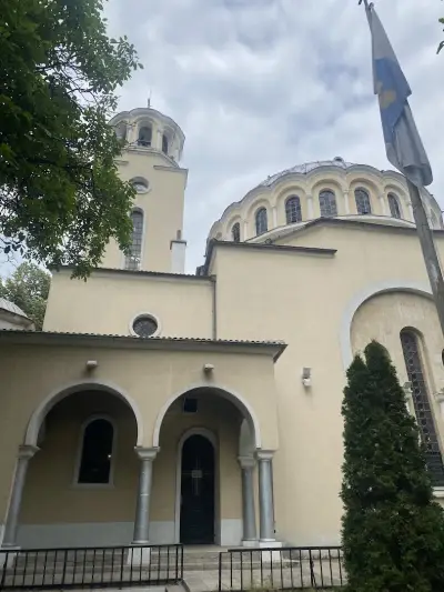 Храм „Свети Иван Рилски“