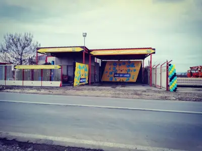MR Sponge- Автомивка на самообслужване и гуми център