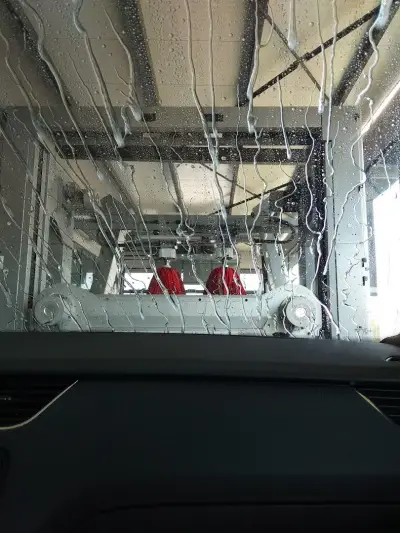 Автомивка REVO Premium Carwash