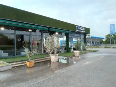 Автомивка REVO Premium Carwash