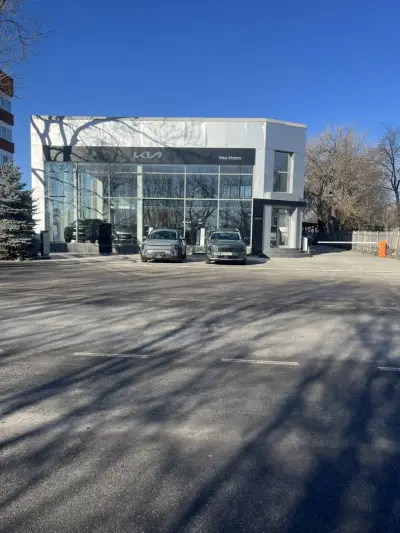 Kia Plovdiv, Найк Моторс ЕООД