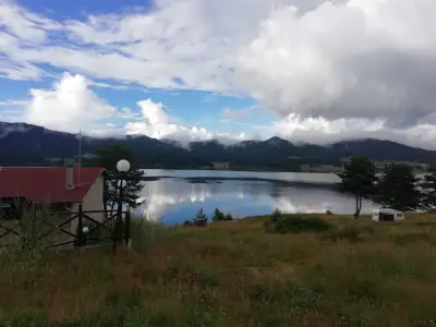 Еко къмпинг Доспат